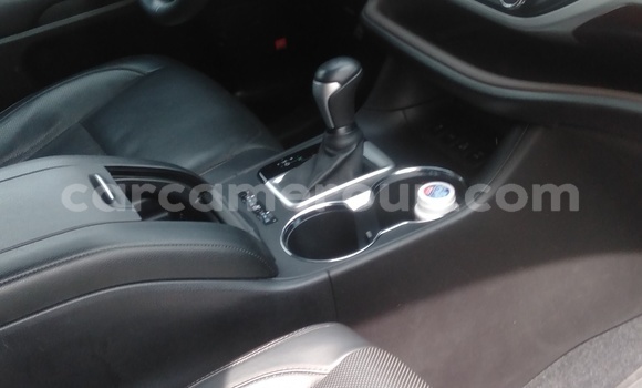 Sayi Imported Toyota Highlander Sauran Mota in Douala a Ƙasar Kamaru Sayi Imported Toyota Highlander Sauran Mota in Douala a Ƙasar Kamaru