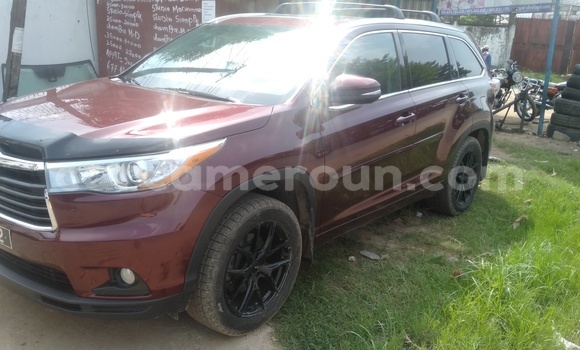 Sayi Imported Toyota Highlander Sauran Mota in Douala a Ƙasar Kamaru Sayi Imported Toyota Highlander Sauran Mota in Douala a Ƙasar Kamaru