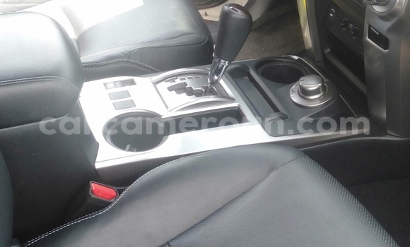 Sayi Imported Toyota 4Runner White Mota in Douala a Ƙasar Kamaru Sayi Imported Toyota 4Runner White Mota in Douala a Ƙasar Kamaru