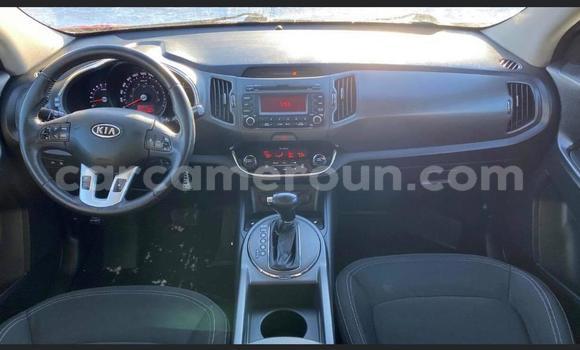 Sayi Imported Kia Sportage Red Mota in Douala a Ƙasar Kamaru Sayi Imported Kia Sportage Red Mota in Douala a Ƙasar Kamaru