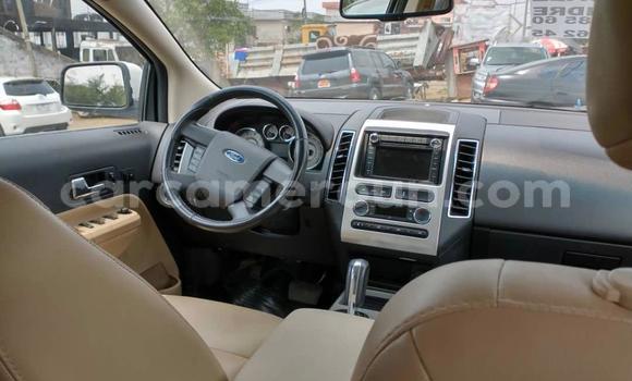 Sayi Imported FORD MUSTANG White Mota in Douala a Ƙasar Kamaru Sayi Imported FORD MUSTANG White Mota in Douala a Ƙasar Kamaru