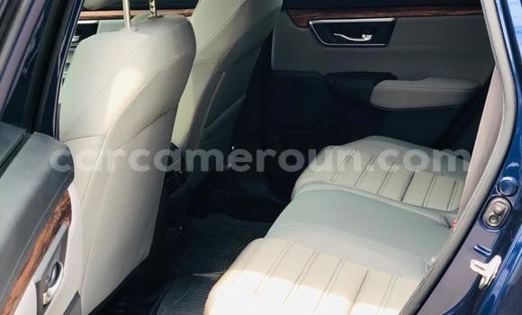 Sayi Imported Honda CR–V Blue Mota in Douala a Ƙasar Kamaru Sayi Imported Honda CR–V Blue Mota in Douala a Ƙasar Kamaru
