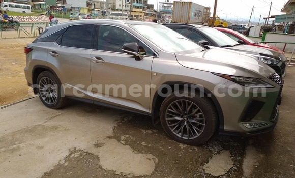 Sayi Imported Lexus RX 350 Azurfa Mota in Douala a Ƙasar Kamaru Sayi Imported Lexus RX 350 Azurfa Mota in Douala a Ƙasar Kamaru