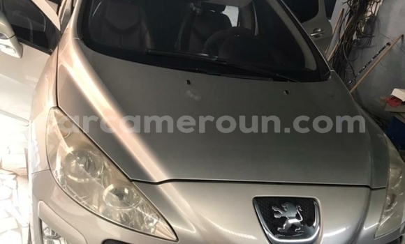 Sayi Imported Peugeot 308 Azurfa Mota in Douala a Ƙasar Kamaru Sayi Imported Peugeot 308 Azurfa Mota in Douala a Ƙasar Kamaru