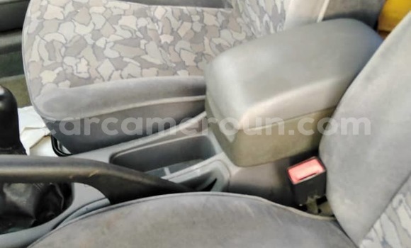 Acheter Neuf Voiture Toyota Avensis Noir à Douala, Littoral Cameroon Acheter Neuf Voiture Toyota Avensis Noir à Douala, Littoral Cameroon