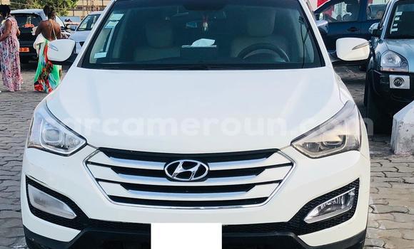 Acheter Neuf Voiture Hyundai Santa Fe Blanc à Douala, Littoral Cameroon Acheter Neuf Voiture Hyundai Santa Fe Blanc à Douala, Littoral Cameroon