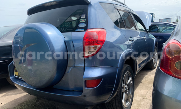 Sayi Na hannu Toyota RAV4 Sauran Mota in Douala a Ƙasar Kamaru Sayi Na hannu Toyota RAV4 Sauran Mota in Douala a Ƙasar Kamaru