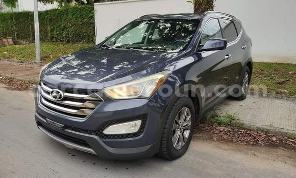 Acheter Occasion Voiture Hyundai Santa Fe Bleu à Douala, Littoral Cameroon Acheter Occasion Voiture Hyundai Santa Fe Bleu à Douala, Littoral Cameroon