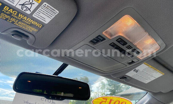 Sayi Sabo Toyota Highlander Sauran Mota in Douala a Ƙasar Kamaru Sayi Sabo Toyota Highlander Sauran Mota in Douala a Ƙasar Kamaru