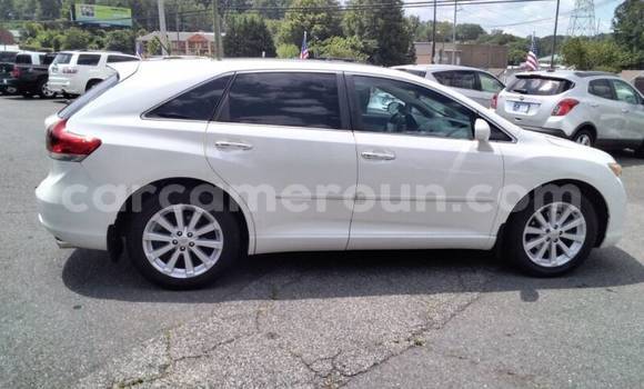 Acheter Neuf Voiture Toyota Venza Blanc à Douala, Littoral Cameroon Acheter Neuf Voiture Toyota Venza Blanc à Douala, Littoral Cameroon