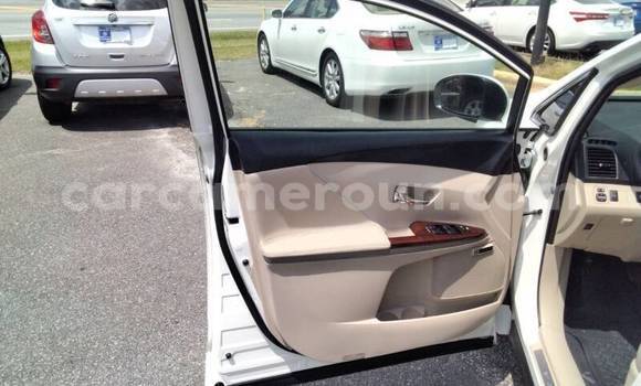 Acheter Neuf Voiture Toyota Venza Blanc à Douala, Littoral Cameroon Acheter Neuf Voiture Toyota Venza Blanc à Douala, Littoral Cameroon