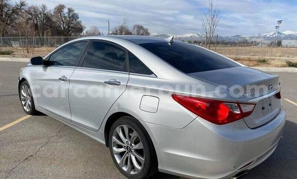 Acheter Neuf Voiture Hyundai Sonata Blanc à Douala, Littoral Cameroon Acheter Neuf Voiture Hyundai Sonata Blanc à Douala, Littoral Cameroon