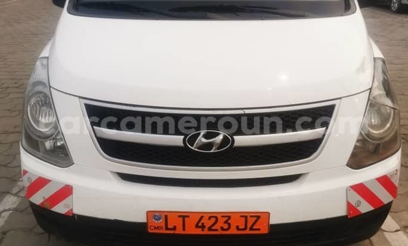 Acheter Occasion Utilitaire Hyundai H200 Blanc à Douala, Littoral Cameroon