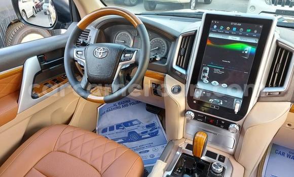 Acheter Neuf Voiture Toyota Land Cruiser Noir à Douala, Littoral Cameroon Acheter Neuf Voiture Toyota Land Cruiser Noir à Douala, Littoral Cameroon