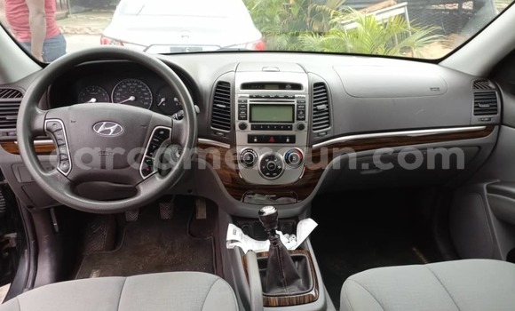 Acheter Neuf Voiture Hyundai Santa Fe Noir à Douala, Littoral Cameroon Acheter Neuf Voiture Hyundai Santa Fe Noir à Douala, Littoral Cameroon