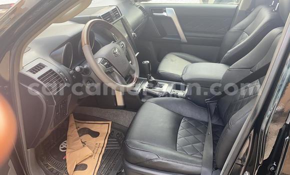 Sayi Na hannu Toyota Prado Black Mota in Douala a Ƙasar Kamaru Sayi Na hannu Toyota Prado Black Mota in Douala a Ƙasar Kamaru