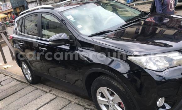 Sayi Imported Toyota RAV4 Black Mota in Douala a Ƙasar Kamaru Sayi Imported Toyota RAV4 Black Mota in Douala a Ƙasar Kamaru