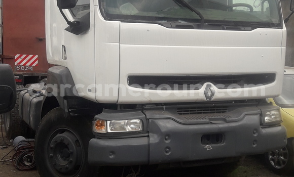 Buy Used Renault Kerax White Truck in Douala in Littoral Cameroon Buy Used Renault Kerax White Truck in Douala in Littoral Cameroon