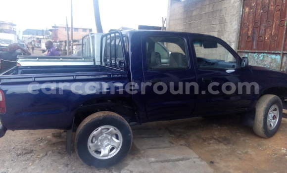 Acheter Occasion Voiture Toyota Hilux Bleu à Douala, Littoral Cameroon Acheter Occasion Voiture Toyota Hilux Bleu à Douala, Littoral Cameroon