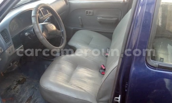 Acheter Occasion Voiture Toyota Hilux Bleu à Douala, Littoral Cameroon Acheter Occasion Voiture Toyota Hilux Bleu à Douala, Littoral Cameroon
