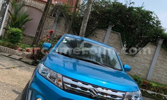 Sayi Na hannu Suzuki Vitara Blue Mota in Douala a Ƙasar Kamaru Sayi Na hannu Suzuki Vitara Blue Mota in Douala a Ƙasar Kamaru