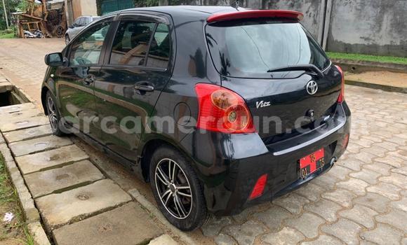 Sayi Na hannu Toyota Yaris Black Mota in Douala a Ƙasar Kamaru Sayi Na hannu Toyota Yaris Black Mota in Douala a Ƙasar Kamaru
