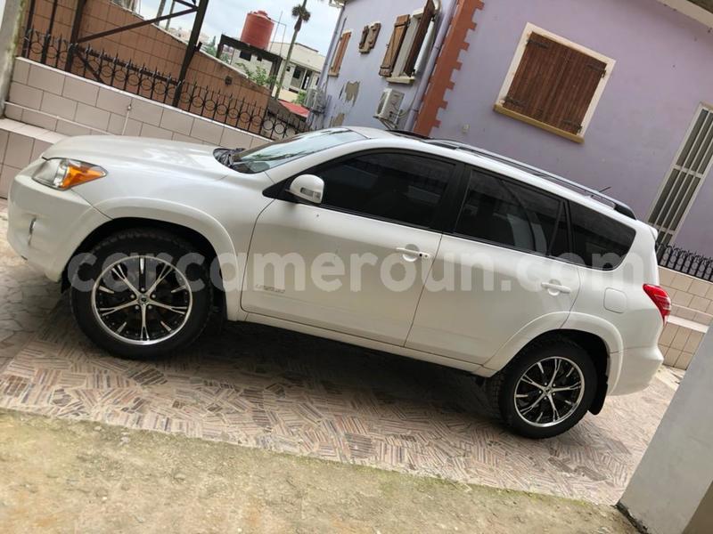 Big with watermark toyota rav4 littoral cameroon douala 8047