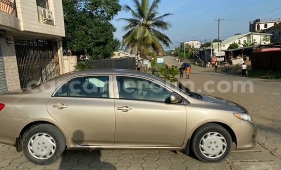 Sayi Imported Toyota Corolla M Mota in Douala a Ƙasar Kamaru Sayi Imported Toyota Corolla M Mota in Douala a Ƙasar Kamaru