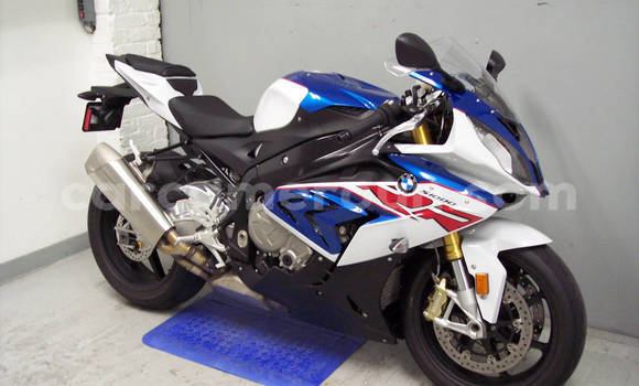 Buy Used BMW S 1000 Blue Bike in Douala in Littoral Cameroon Buy Used BMW S 1000 Blue Bike in Douala in Littoral Cameroon