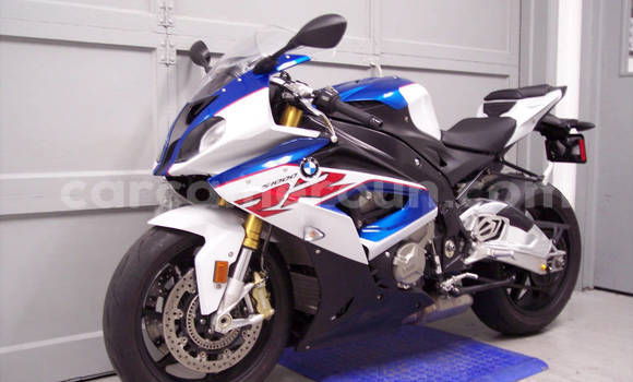Buy Used BMW S 1000 Blue Bike in Douala in Littoral Cameroon Buy Used BMW S 1000 Blue Bike in Douala in Littoral Cameroon