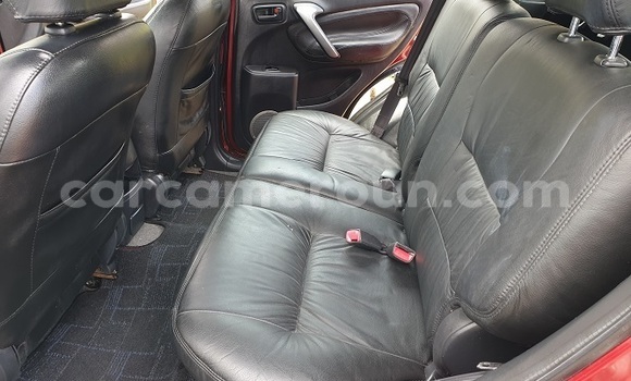 Acheter Neuf Voiture Toyota RAV4 Rouge à Yaoundé, Central Cameroon Acheter Neuf Voiture Toyota RAV4 Rouge à Yaoundé, Central Cameroon