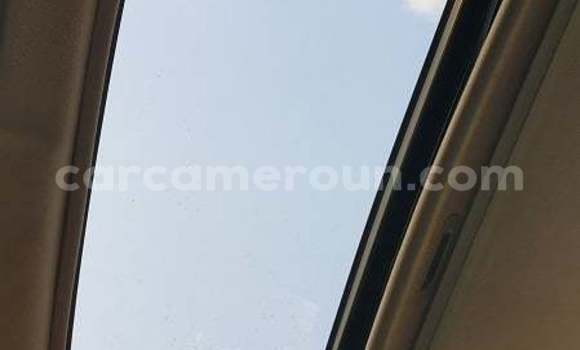 Acheter Neuf Voiture Toyota RAV4 Beige à Yaoundé, Central Cameroon Acheter Neuf Voiture Toyota RAV4 Beige à Yaoundé, Central Cameroon