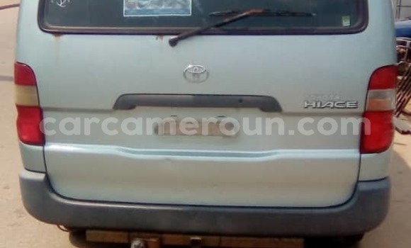 Sayi Na hannu Toyota Hiace Azurfa Mota in Douala a Ƙasar Kamaru Sayi Na hannu Toyota Hiace Azurfa Mota in Douala a Ƙasar Kamaru