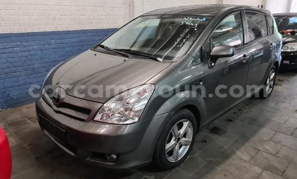 Acheter Neuf Voiture Toyota Verso Gris à Douala, Littoral Cameroon Acheter Neuf Voiture Toyota Verso Gris à Douala, Littoral Cameroon