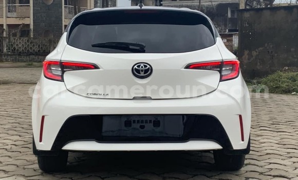 Acheter Occasion Voiture Toyota Corolla Blanc à Douala, Littoral Cameroon Acheter Occasion Voiture Toyota Corolla Blanc à Douala, Littoral Cameroon