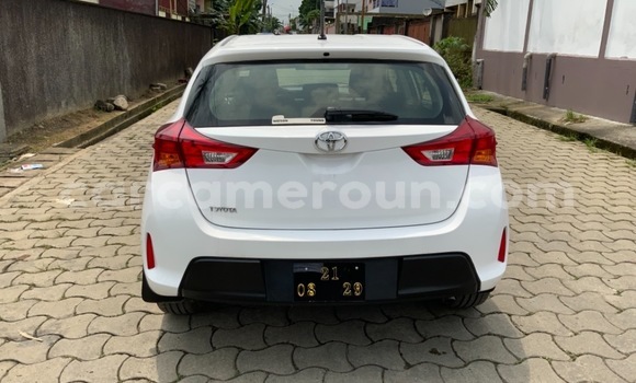 Acheter Occasion Voiture Toyota Corolla Blanc à Douala, Littoral Cameroon Acheter Occasion Voiture Toyota Corolla Blanc à Douala, Littoral Cameroon