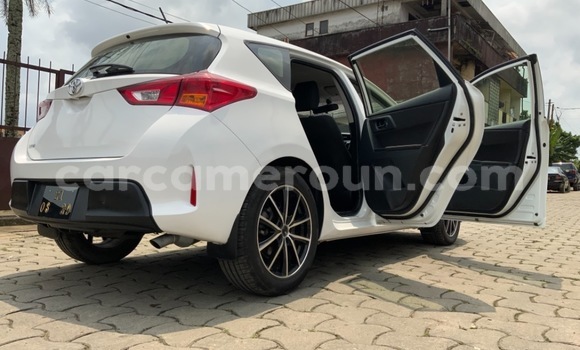Acheter Occasion Voiture Toyota Corolla Blanc à Douala, Littoral Cameroon Acheter Occasion Voiture Toyota Corolla Blanc à Douala, Littoral Cameroon