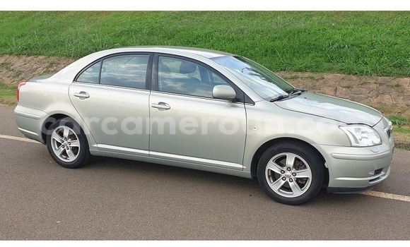 Acheter Neuf Voiture Toyota Avensis Gris à Yaoundé, Central Cameroon Acheter Neuf Voiture Toyota Avensis Gris à Yaoundé, Central Cameroon