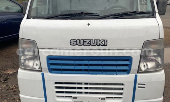 Sayi Na hannu Suzuki Carry White Mota in Douala a Ƙasar Kamaru Sayi Na hannu Suzuki Carry White Mota in Douala a Ƙasar Kamaru