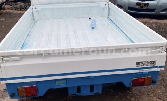 Sayi Na hannu Suzuki Carry White Mota in Douala a Ƙasar Kamaru Sayi Na hannu Suzuki Carry White Mota in Douala a Ƙasar Kamaru