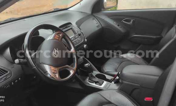 Sayi Na hannu Hyundai Tucson Black Mota in Yaounde a Babban Kamaru Sayi Na hannu Hyundai Tucson Black Mota in Yaounde a Babban Kamaru