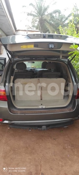 Big with watermark toyota highlander central cameroon yaounde 8137