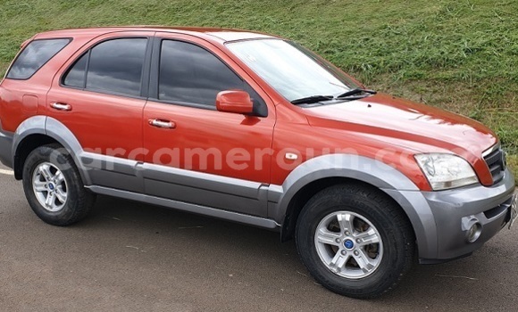 Sayi Sabo Kia Sorento Red Mota in Yaounde a Babban Kamaru Sayi Sabo Kia Sorento Red Mota in Yaounde a Babban Kamaru