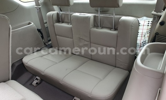 Sayi Sabo Kia Sorento Red Mota in Yaounde a Babban Kamaru Sayi Sabo Kia Sorento Red Mota in Yaounde a Babban Kamaru