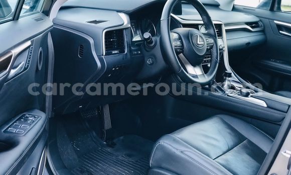 Sayi Imported Lexus RX 350 Azurfa Mota in Douala a Ƙasar Kamaru Sayi Imported Lexus RX 350 Azurfa Mota in Douala a Ƙasar Kamaru