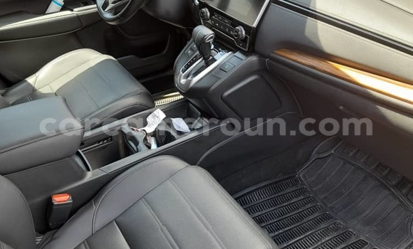 Sayi Imported Honda CR–V Blue Mota in Douala a Ƙasar Kamaru Sayi Imported Honda CR–V Blue Mota in Douala a Ƙasar Kamaru