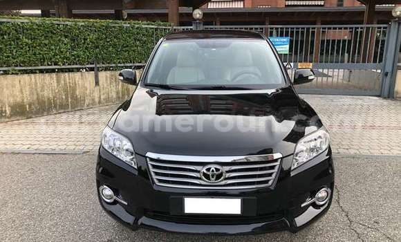 Sayi Na hannu Toyota RAV4 Black Mota in Akonolinga a Babban Kamaru Sayi Na hannu Toyota RAV4 Black Mota in Akonolinga a Babban Kamaru