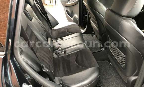 Acheter Occasion Voiture Toyota RAV4 Noir à Yaoundé, Central Cameroon Acheter Occasion Voiture Toyota RAV4 Noir à Yaoundé, Central Cameroon