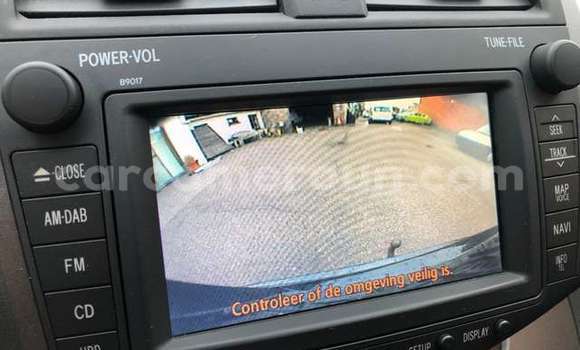 Acheter Occasion Voiture Toyota RAV4 Noir à Yaoundé, Central Cameroon Acheter Occasion Voiture Toyota RAV4 Noir à Yaoundé, Central Cameroon