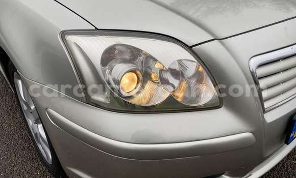 Acheter Occasion Voiture Toyota Avensis Gris à Douala, Littoral Cameroon Acheter Occasion Voiture Toyota Avensis Gris à Douala, Littoral Cameroon